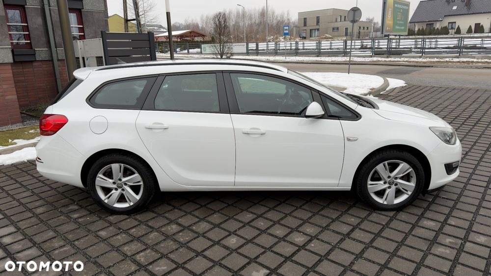Opel Astra 1.6 CDTI DPF ecoFLEX Start/Stop Exklusiv - 9
