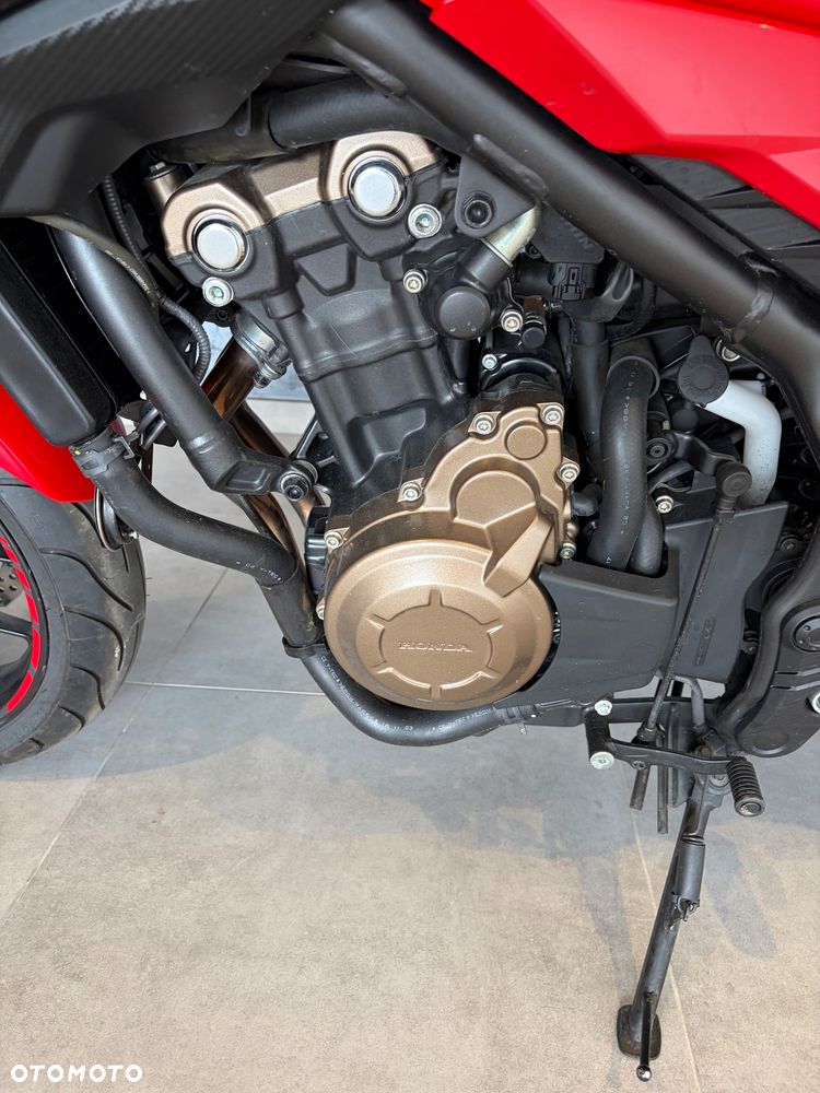 Honda CB - 11