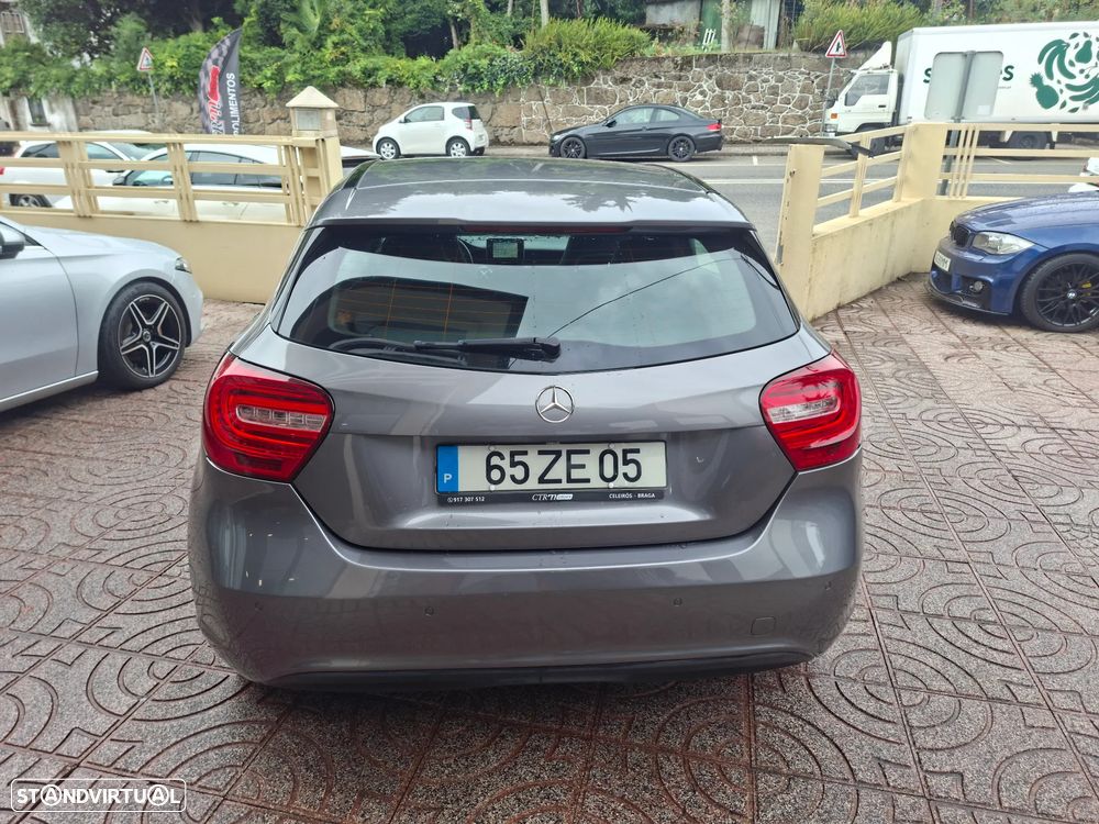Mercedes-Benz A 180 - 9