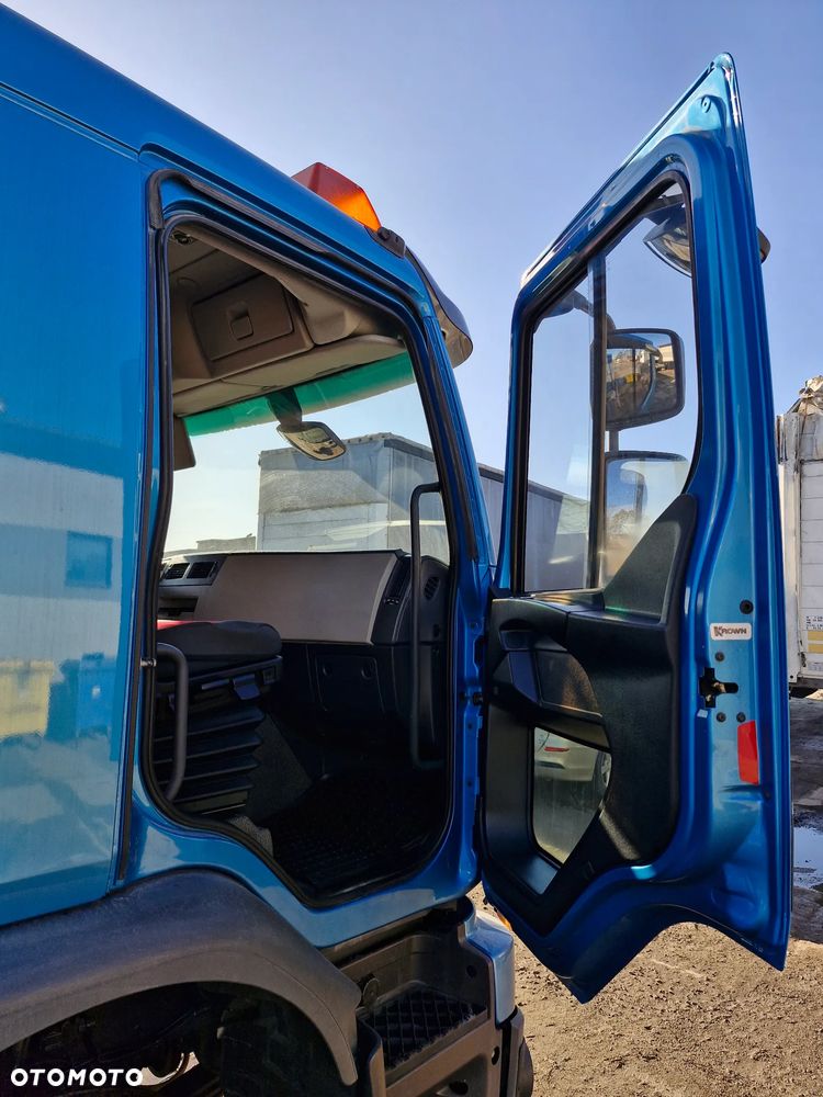 Volvo FE 6x2 - 6
