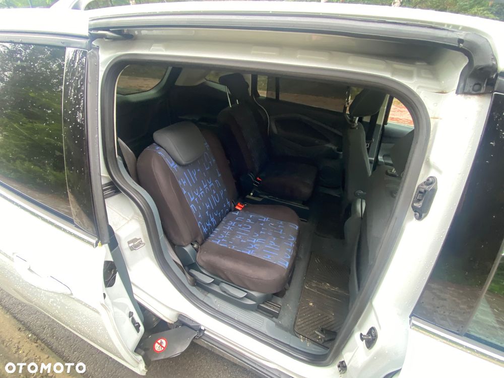 Ford Grand C-MAX 2.0 TDCi Titanium - 15