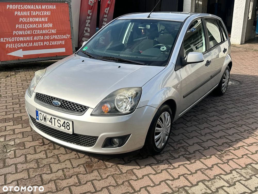 Ford Fiesta - 13