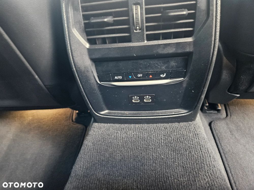 BMW Seria 3 320d xDrive M Sport Shadow - 25