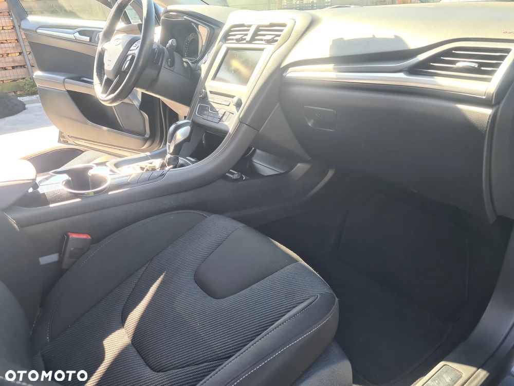 Ford Mondeo 2.0 TDCi STart-Stopp PowerShift-Aut Titanium - 12