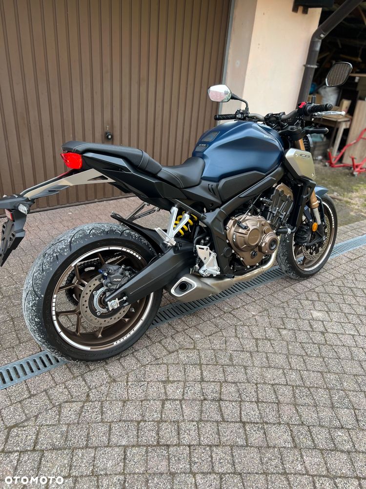 Honda CB - 3
