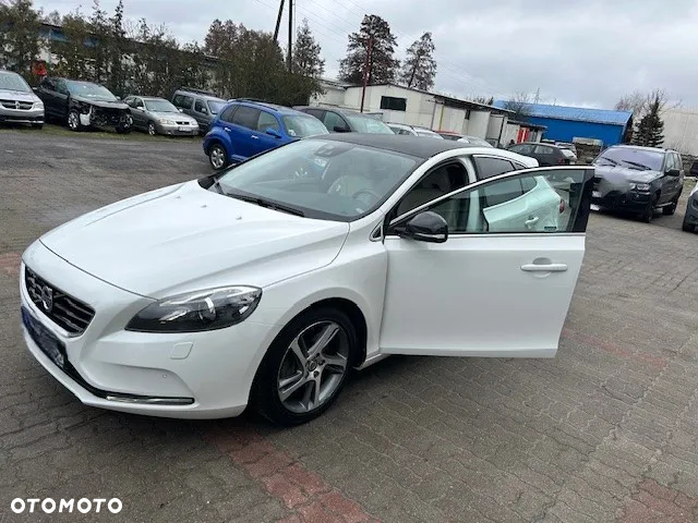 Volvo V40 T5 Drive-E R-Design Summum - 2