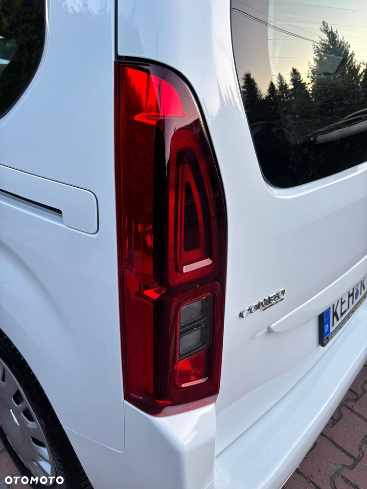 Opel Combo 1.5 D 75kW Edition - 20