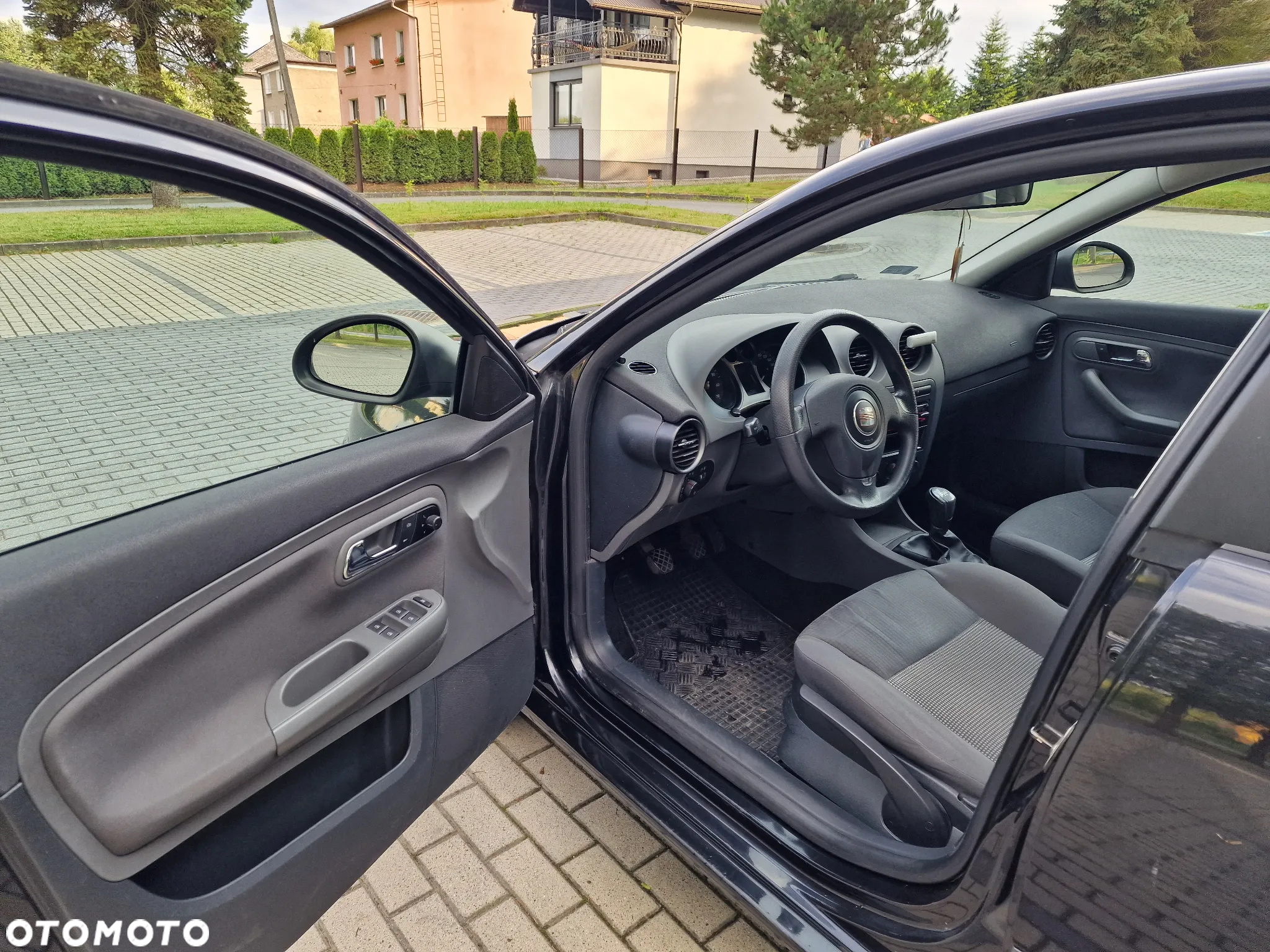 Volkswagen Golf V 1.4 TSI Comfortline - 8
