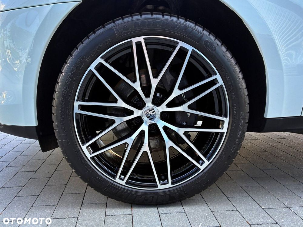 Porsche Macan - 18