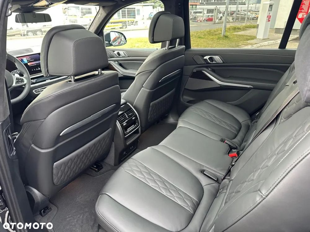 BMW X7 - 5