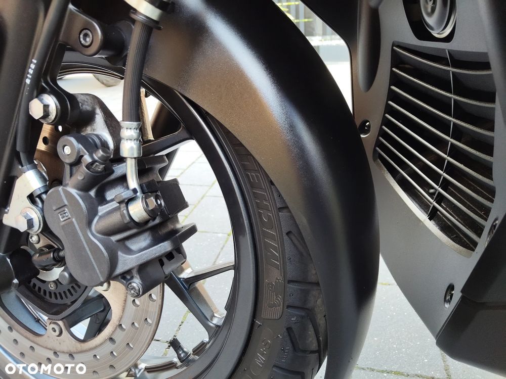 Yamaha X-max - 36