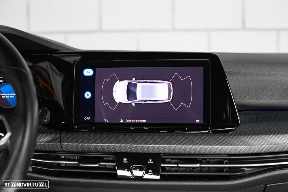 VW Golf Variant 2.0 TDi R-Line DSG - 22