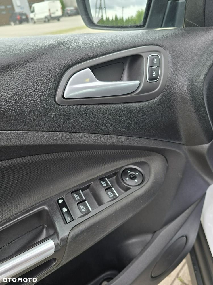 Ford Grand C-MAX - 14