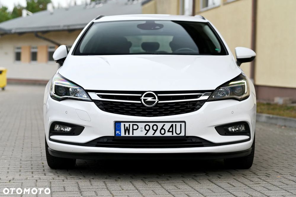 Opel Astra 1.4 T Dynamic S&S - 10
