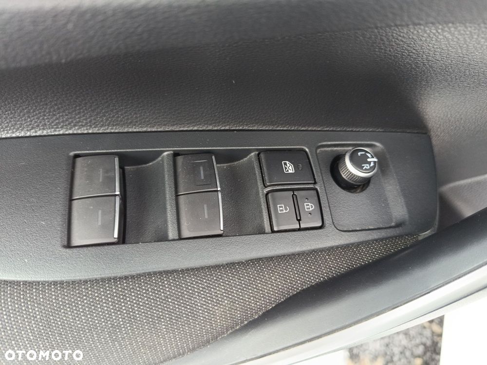 Toyota Corolla 1.8 Hybrid Comfort - 19