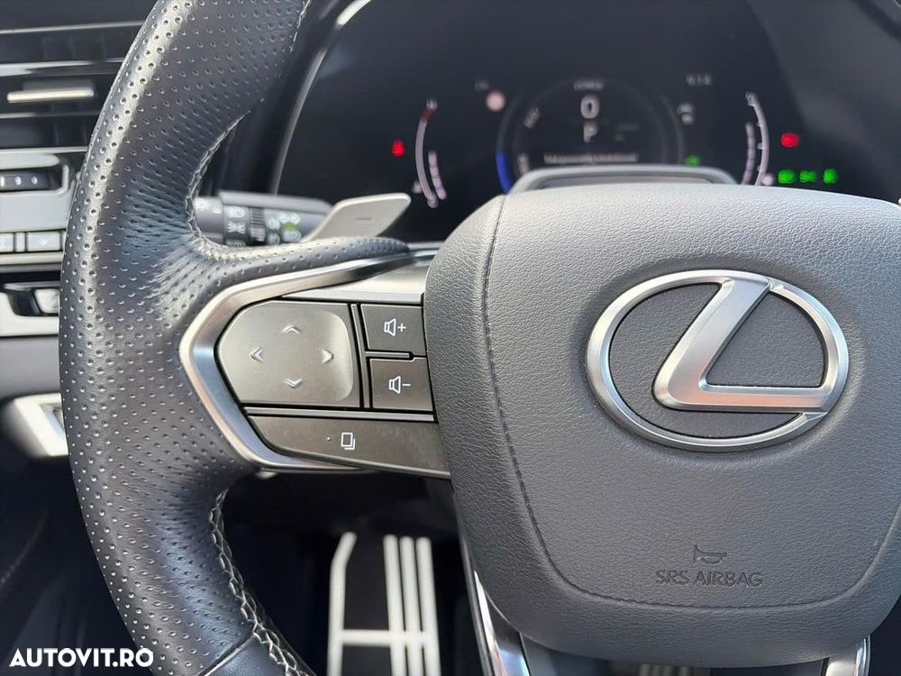 Lexus Seria RX - 14