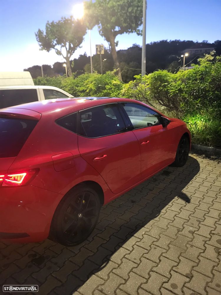 SEAT Leon 2.0 TDI DPF S&S FR - 5