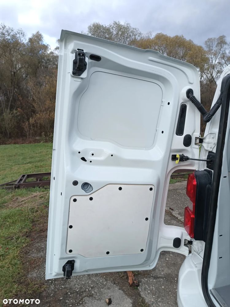 Peugeot EXPERT 2.0 Hdi 122 kM manual, 2016 rok WEBASTO paka jak NOWA Stan bardzo dobry!!KAMERA COFANIA - 25