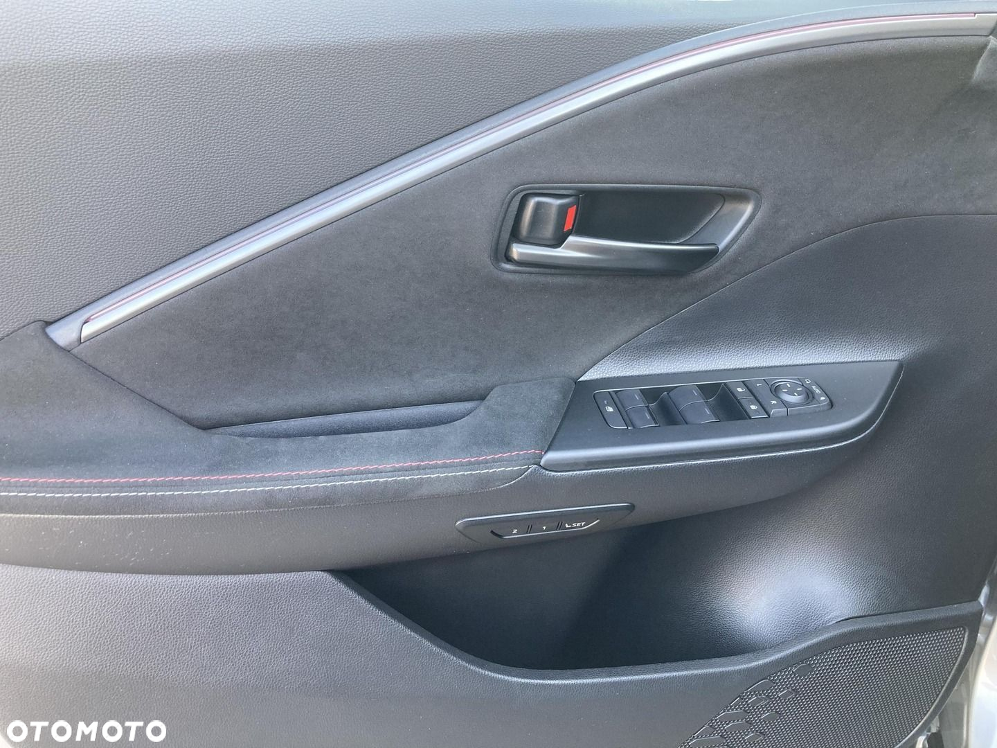 Toyota C-HR - 20
