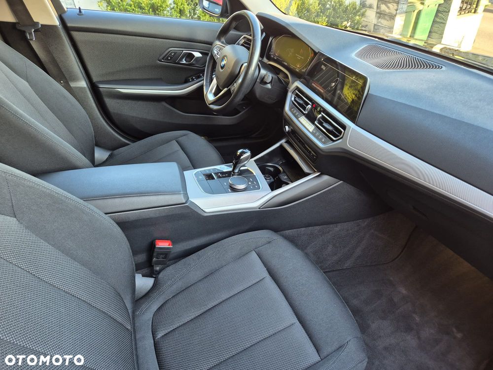 BMW Seria 3 - 11