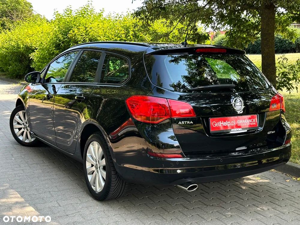 Opel Astra 1.4 Turbo Design Edition - 3