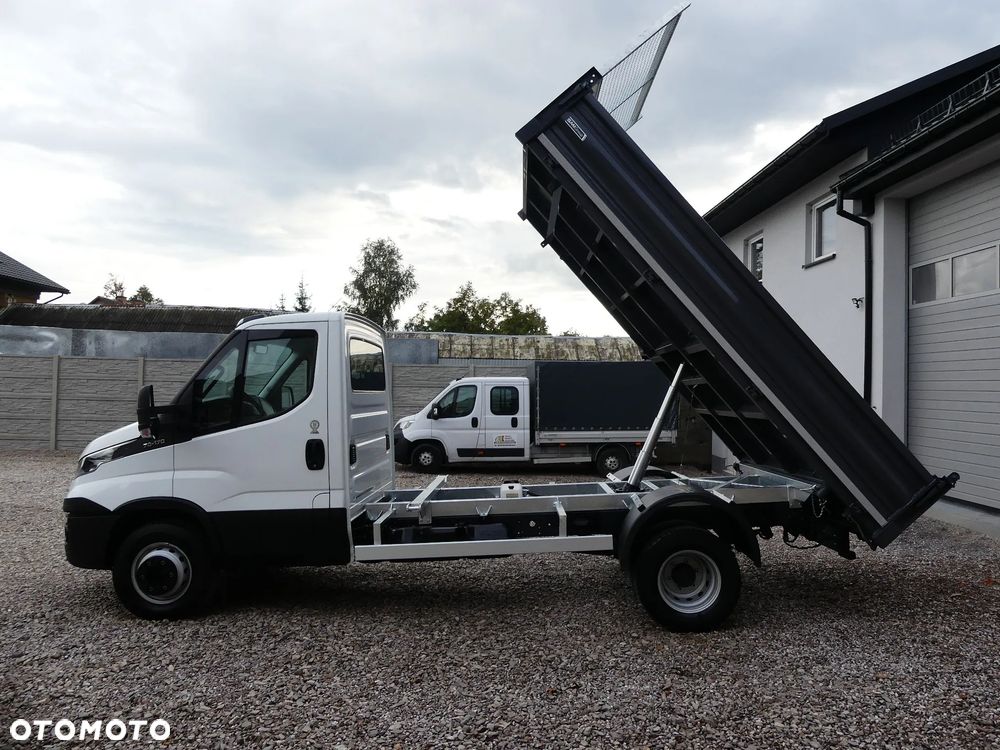 Iveco Daily - 10