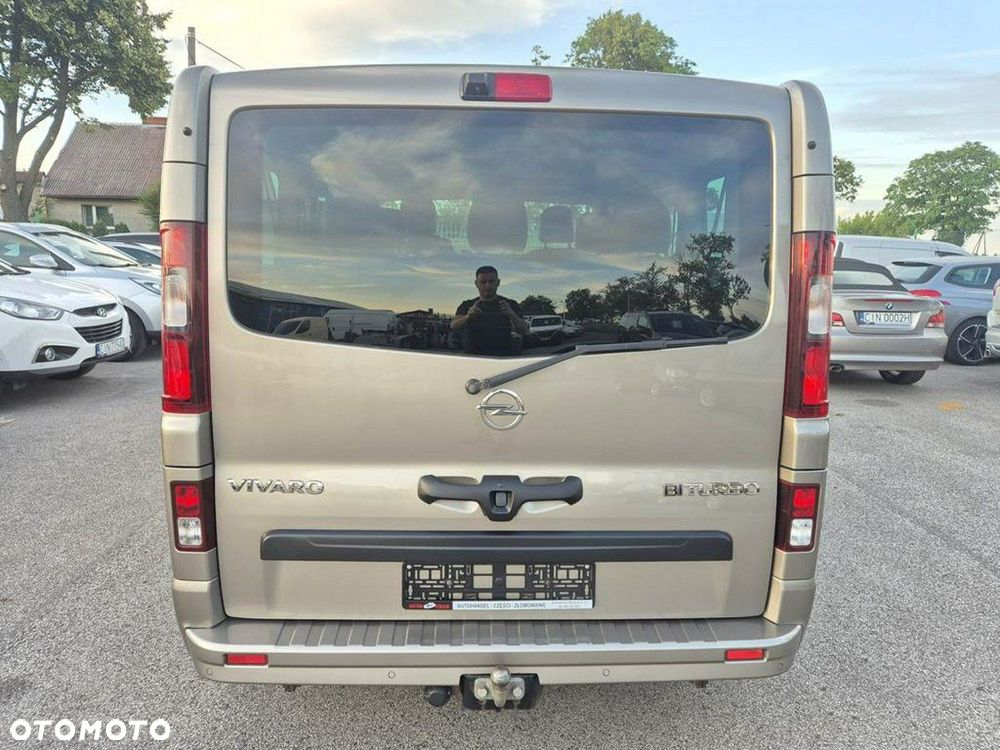 Opel Vivaro - 36