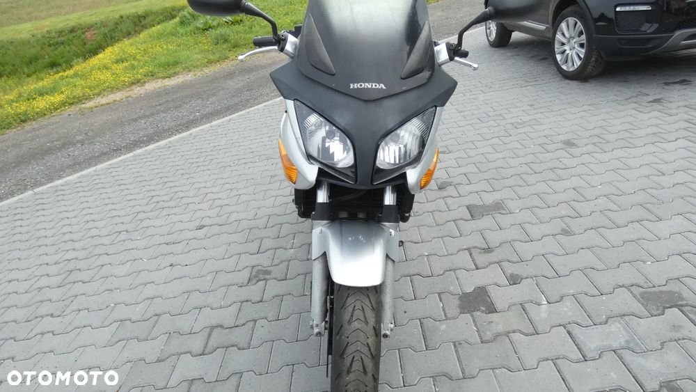 Honda CBF - 4