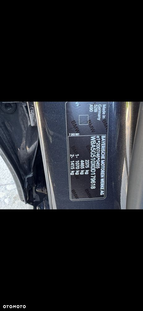 BMW Seria 5 528i xDrive Sport-Aut - 31