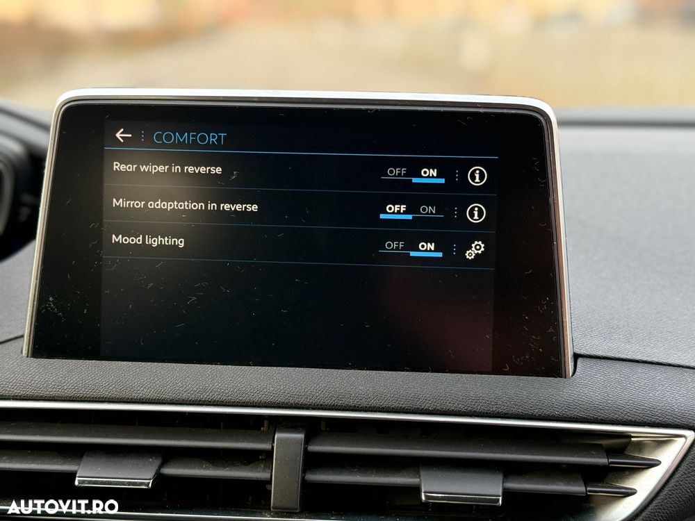 Peugeot 3008 PureTech 130 Stop & Start GPF Active Pack - 23