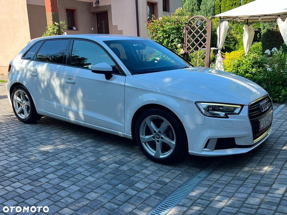 Audi A3 Sportback 2.0 TDI S tronic design - 13
