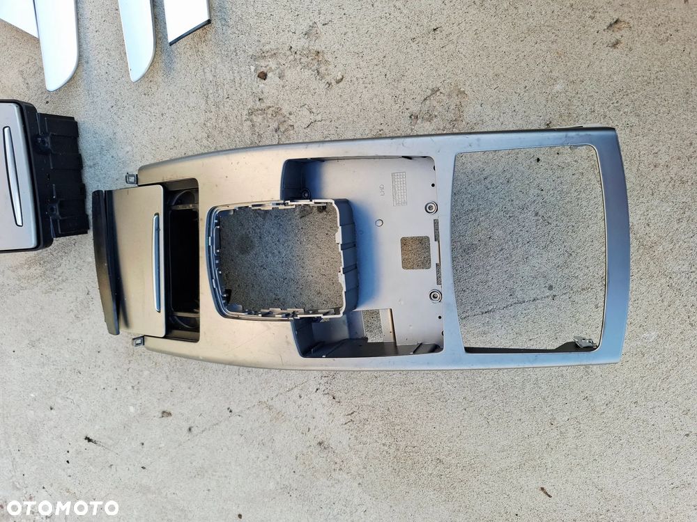 Listwy Dekory Drzwi Aluminium Quattro Komplet Audi A6 C6 - 15