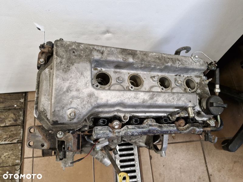 toyota avensis t25 1.6 vvti silnik słupek 3zz - 2