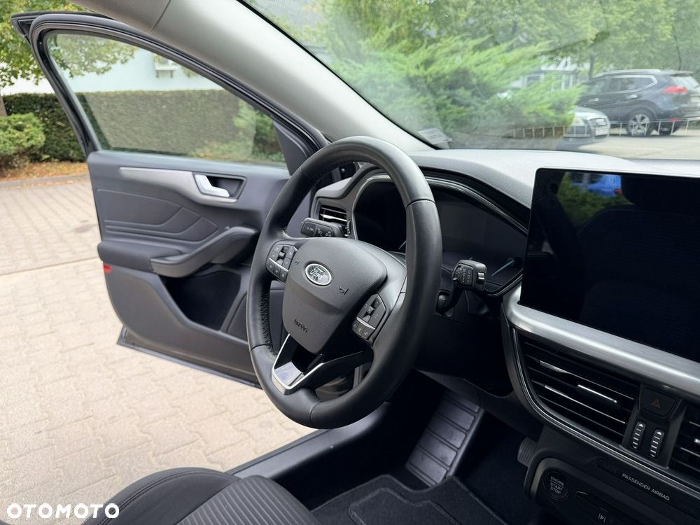Ford Focus - 30