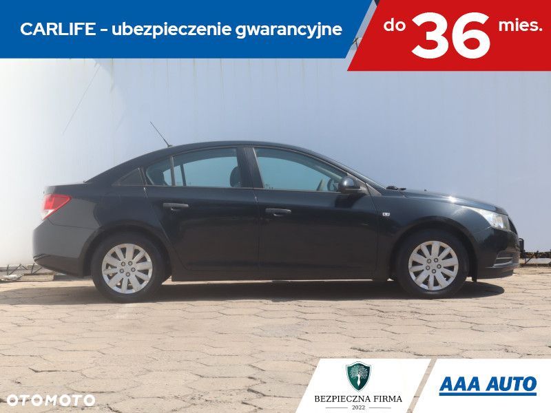 Chevrolet Cruze - 8
