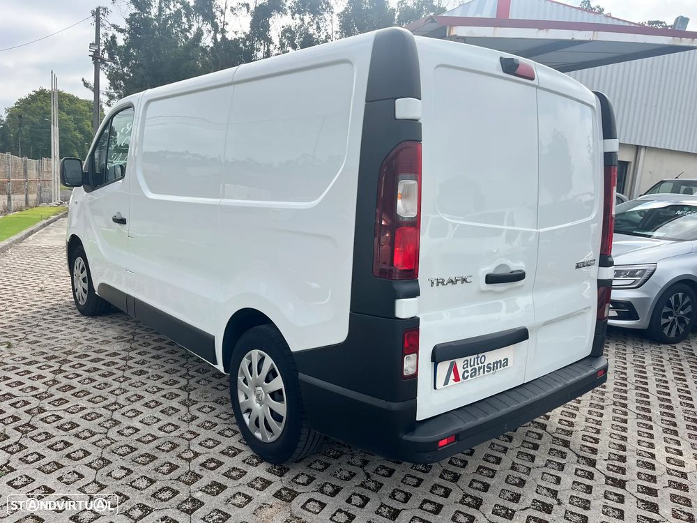 Renault TRAFIC 2.0 Dci 120cv - 5