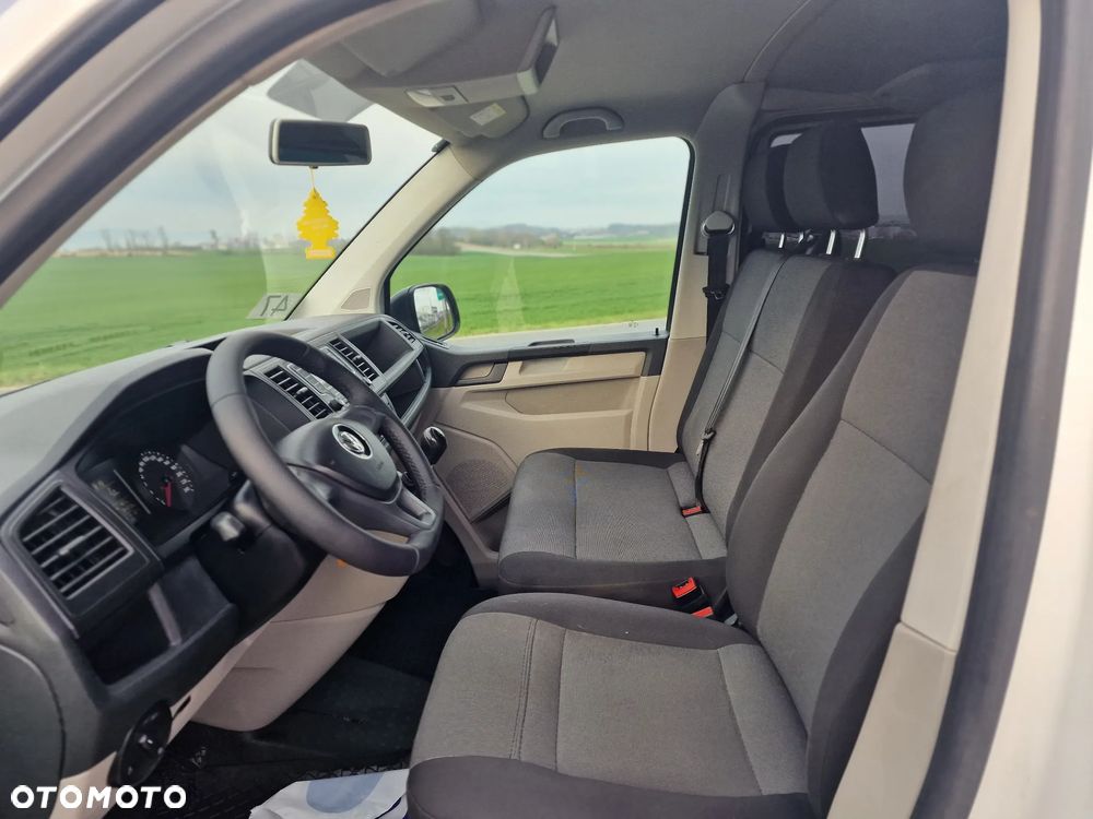 Volkswagen Transporter Lang EU6 - 17