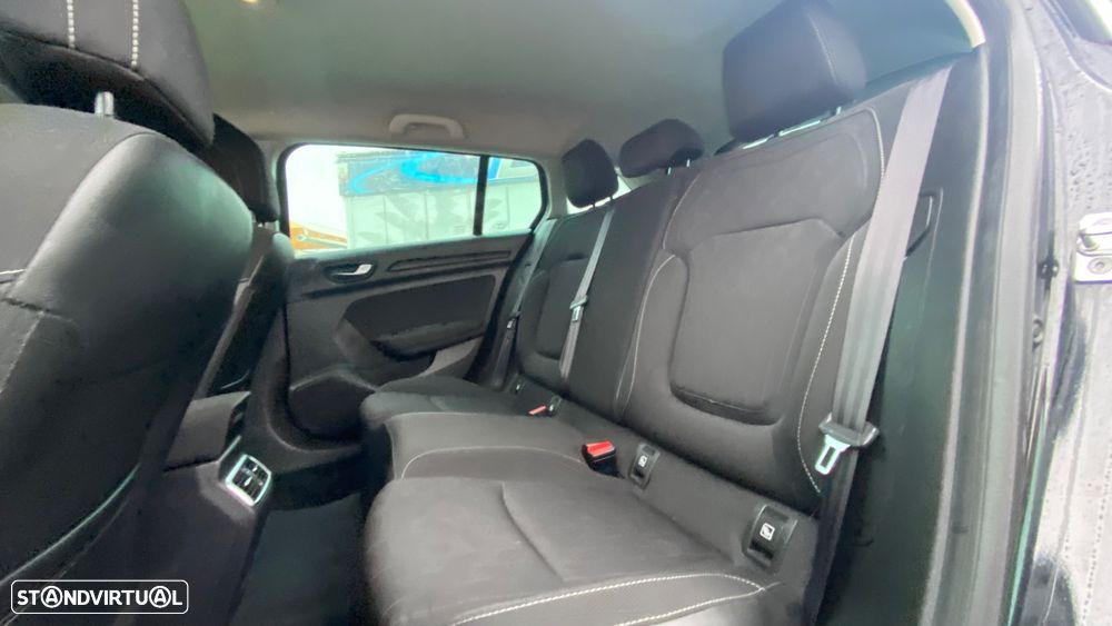 Renault Mégane Sport Tourer 1.5 dCi Limited - 18