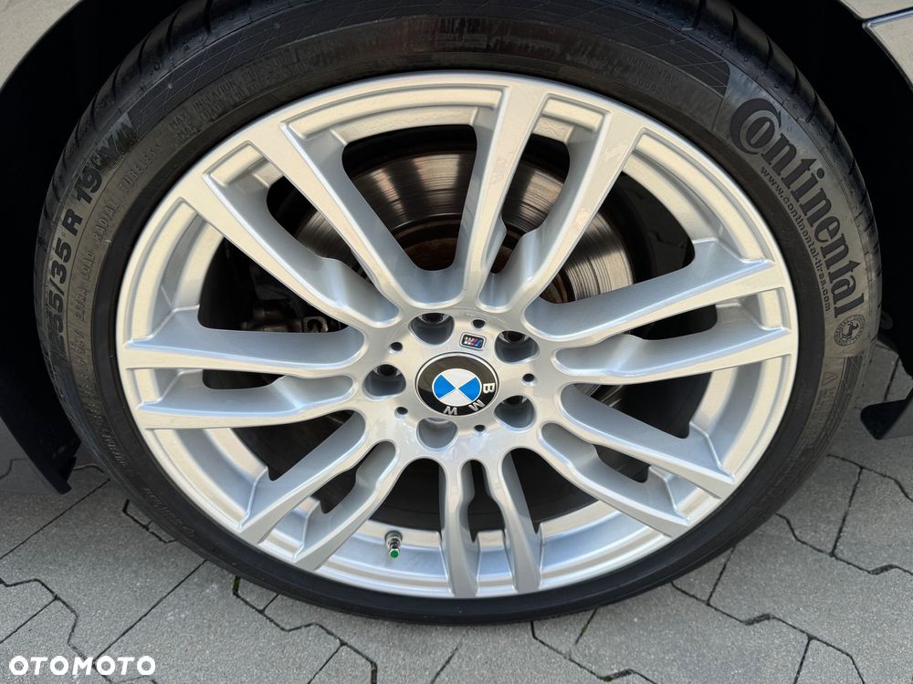 BMW Seria 3 335i Sport-Aut Sport Line - 21
