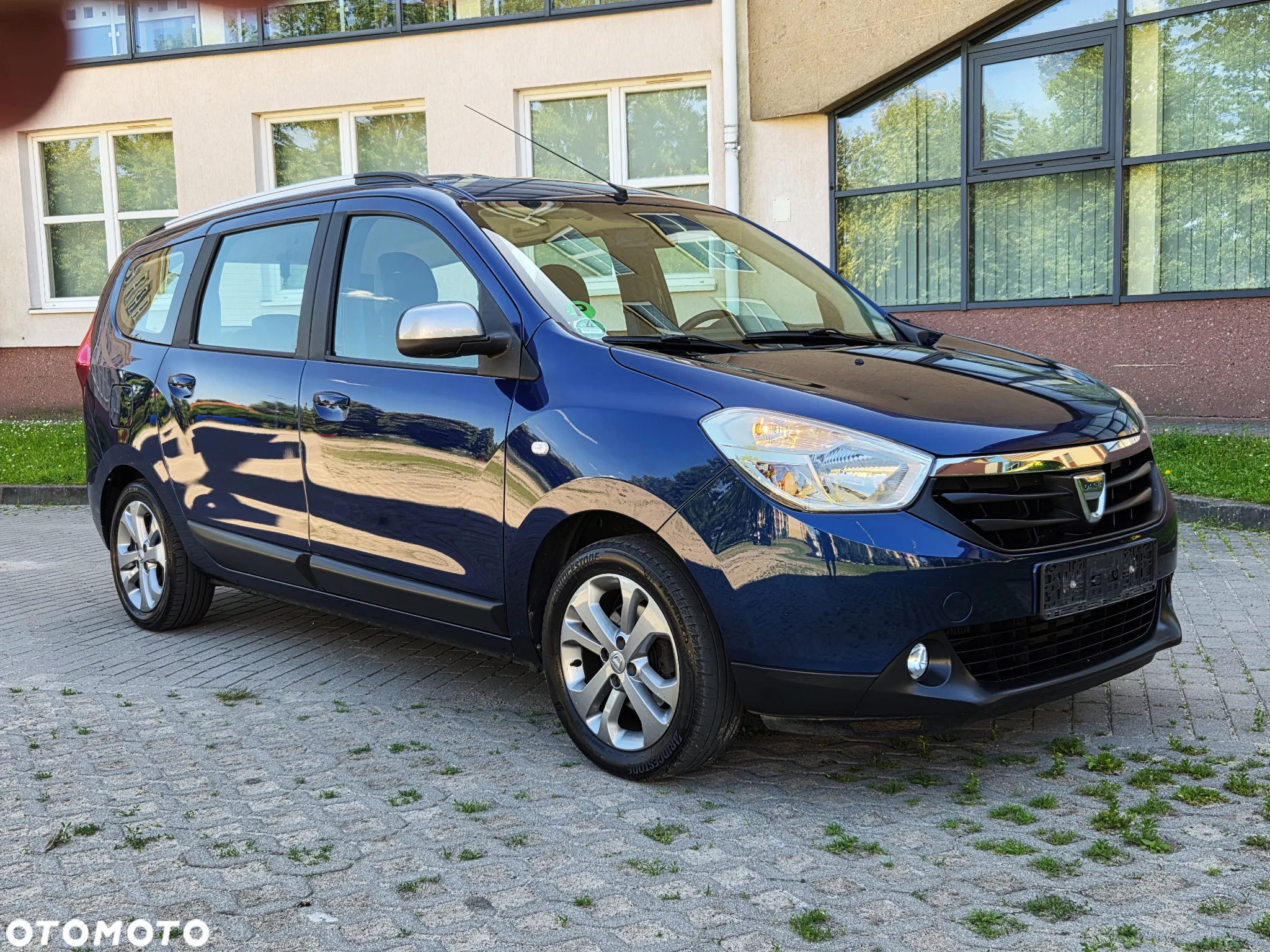 Dacia Lodgy TCe 115 Laureate - 9