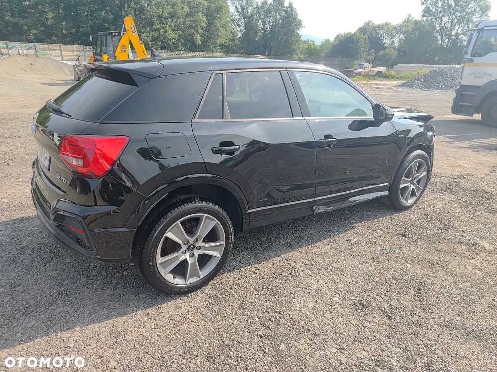 Audi Q2 35 TDI S tronic sport - 10