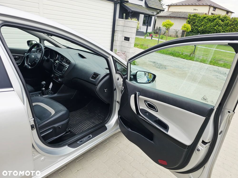 Kia Ceed 1.6 CRDi Business Line - 18