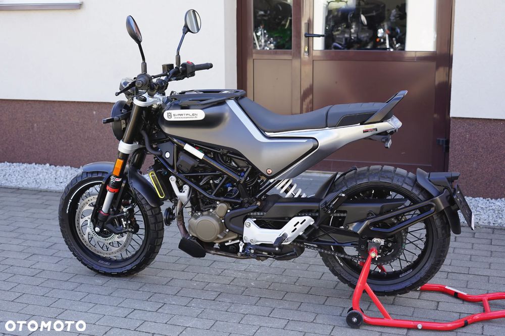 Husqvarna Svartpilen - 20
