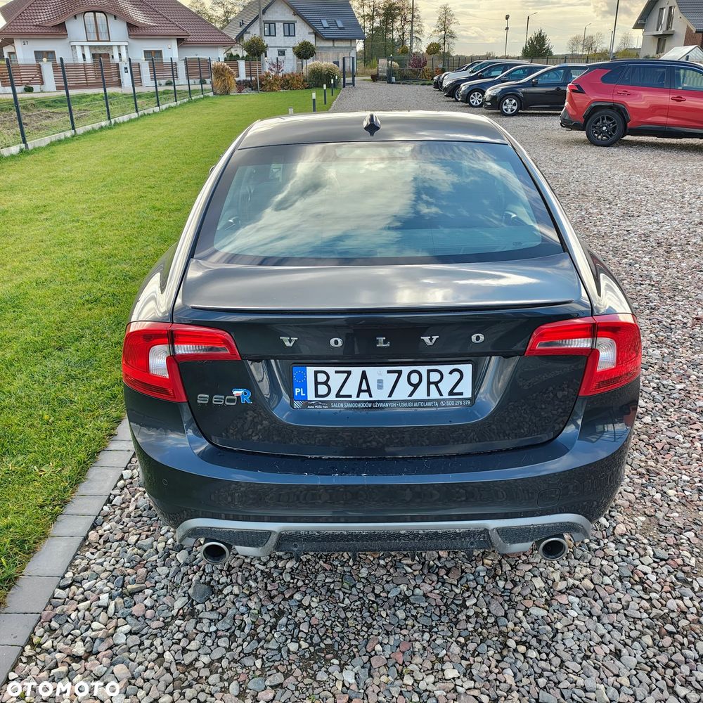 Volvo S60 D4 R-Design - 9