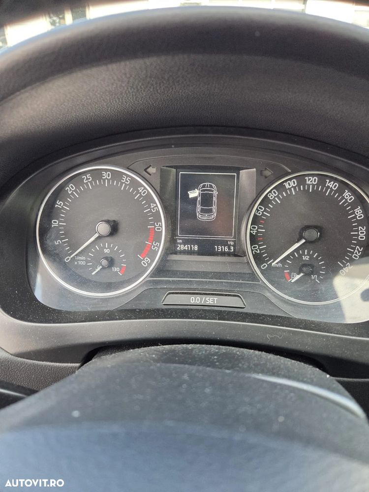 Skoda RAPID Spaceback 1.6 TDI Ambition - 7