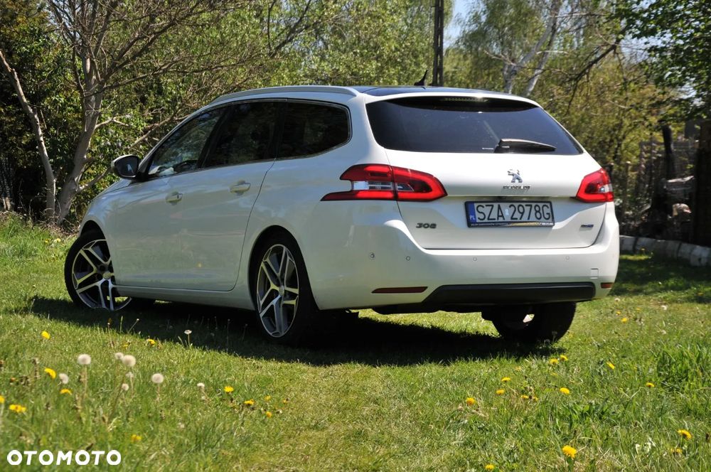 Peugeot 308 BlueHDi 180 EAT6 GT - 10