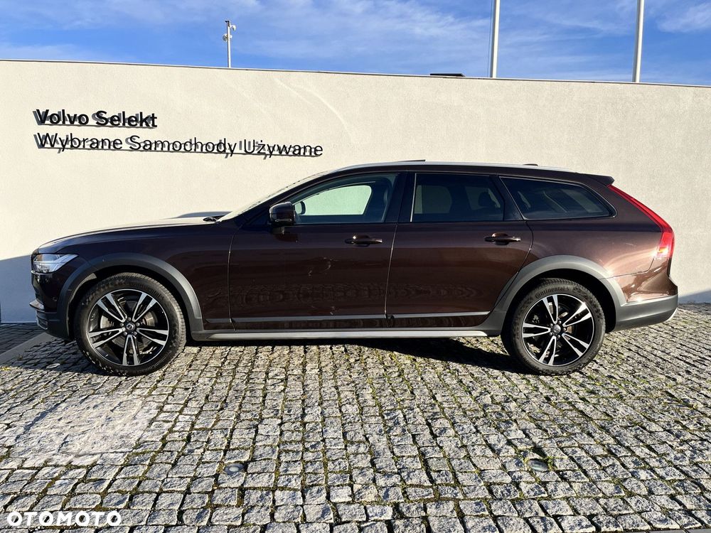 Volvo V90 Cross Country - 5