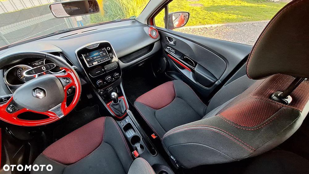 Renault Clio - 17