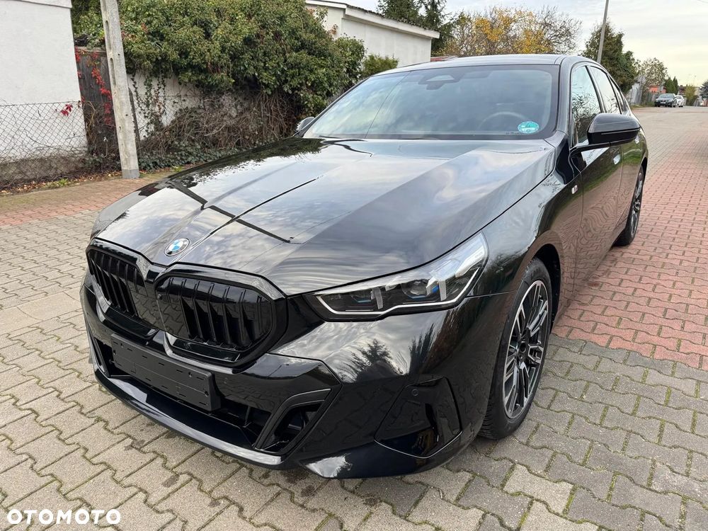 BMW Seria 5 520i Touring - 8
