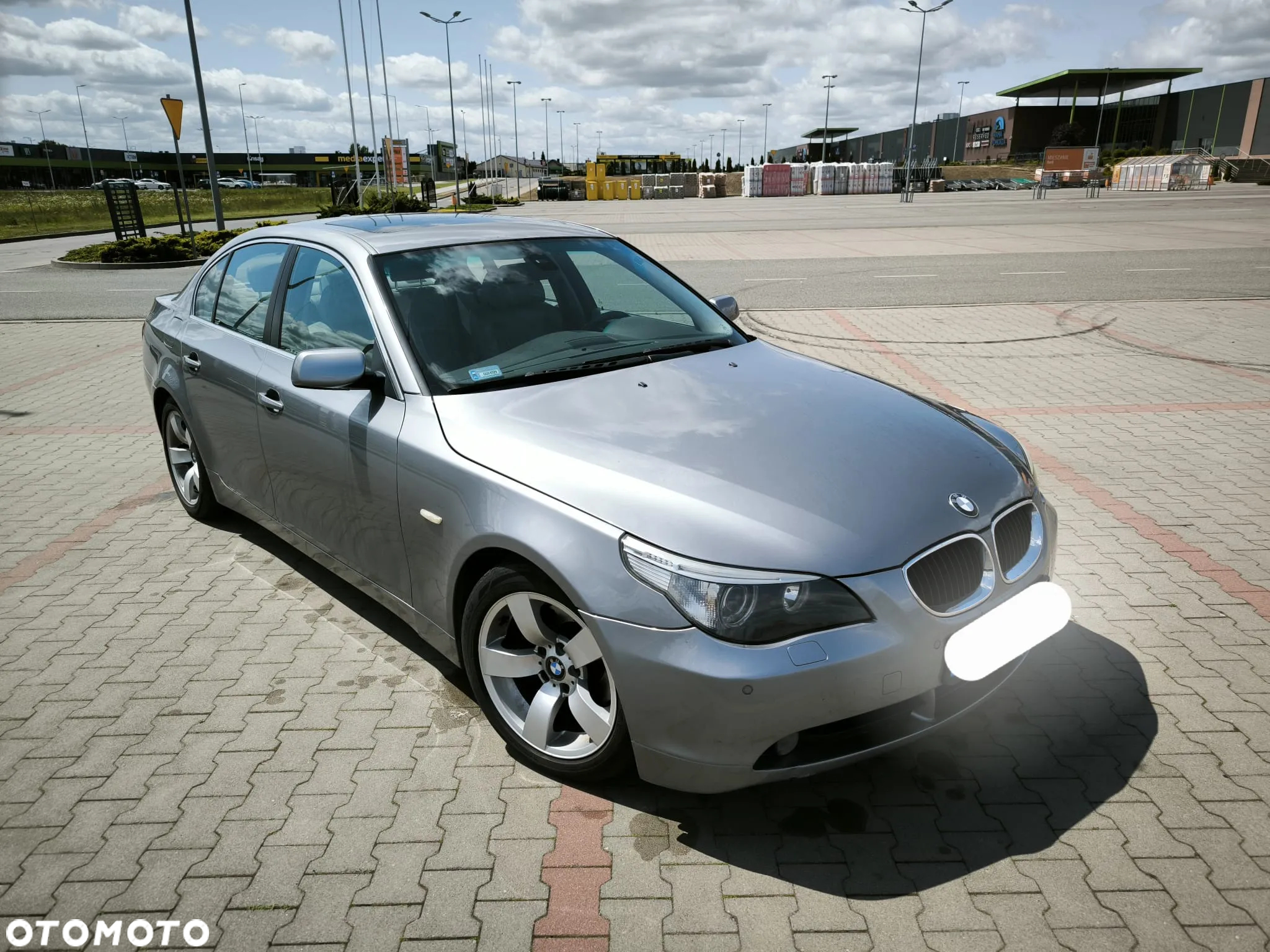 BMW Seria 5 520i - 2